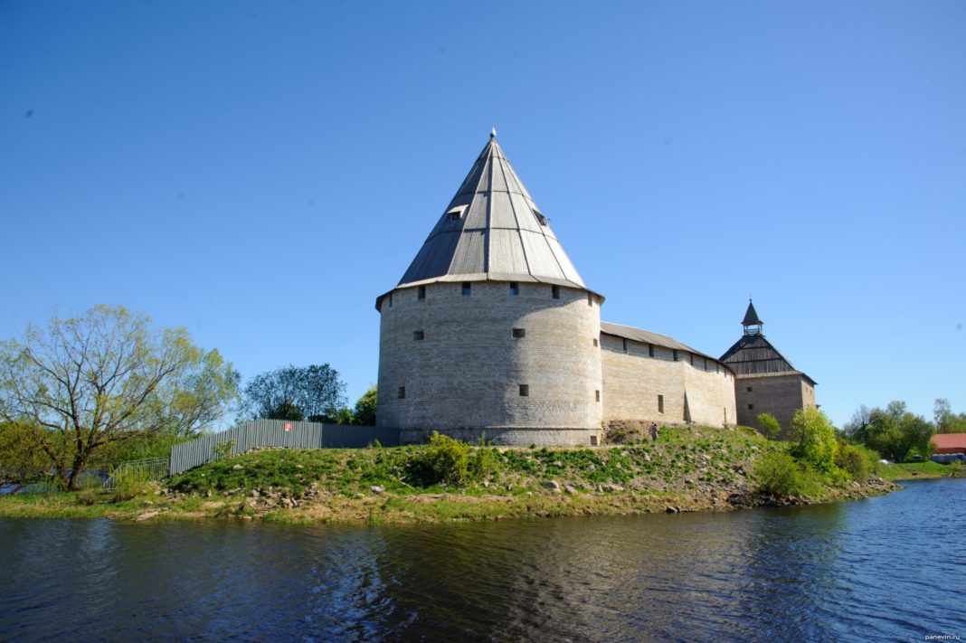Башня Староладожской крепости