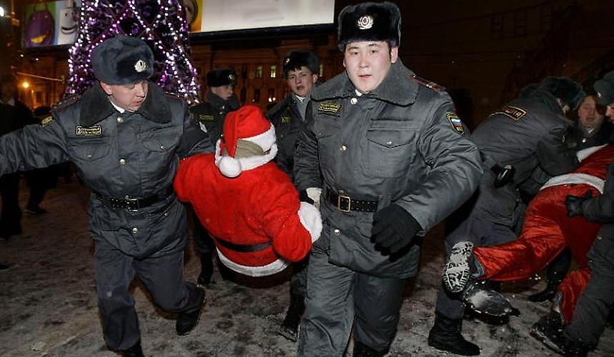 Запретить новогодние мероприятия в Санкт-Петербурге