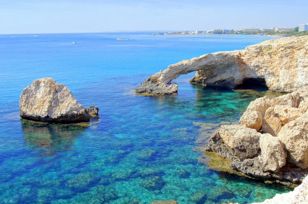 туристический сезон на Кипре